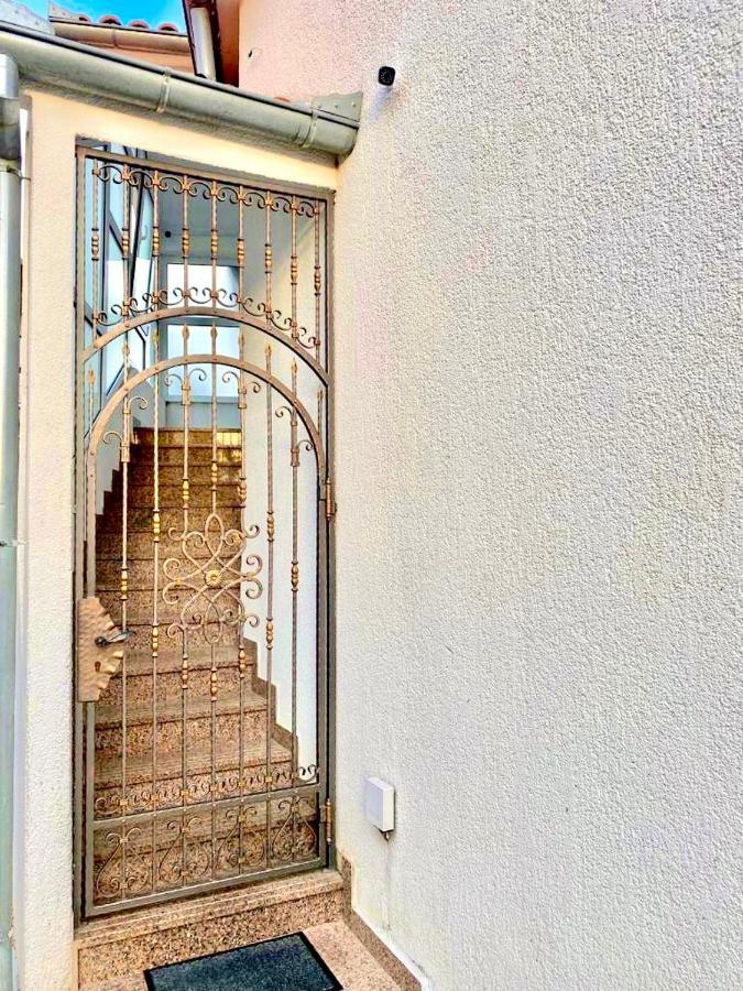 Golden Apartments Žaborić Eksteriør billede