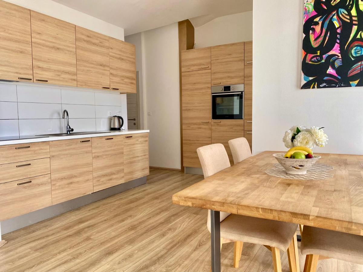 Golden Apartments Žaborić Eksteriør billede