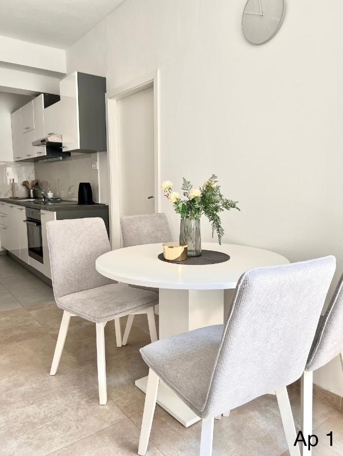 Golden Apartments Žaborić Eksteriør billede
